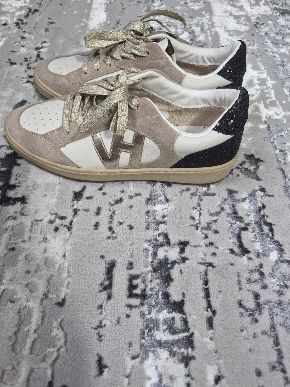 Vintage Havana Women's Suede Lace-Up Sneakers Glitter Back 10